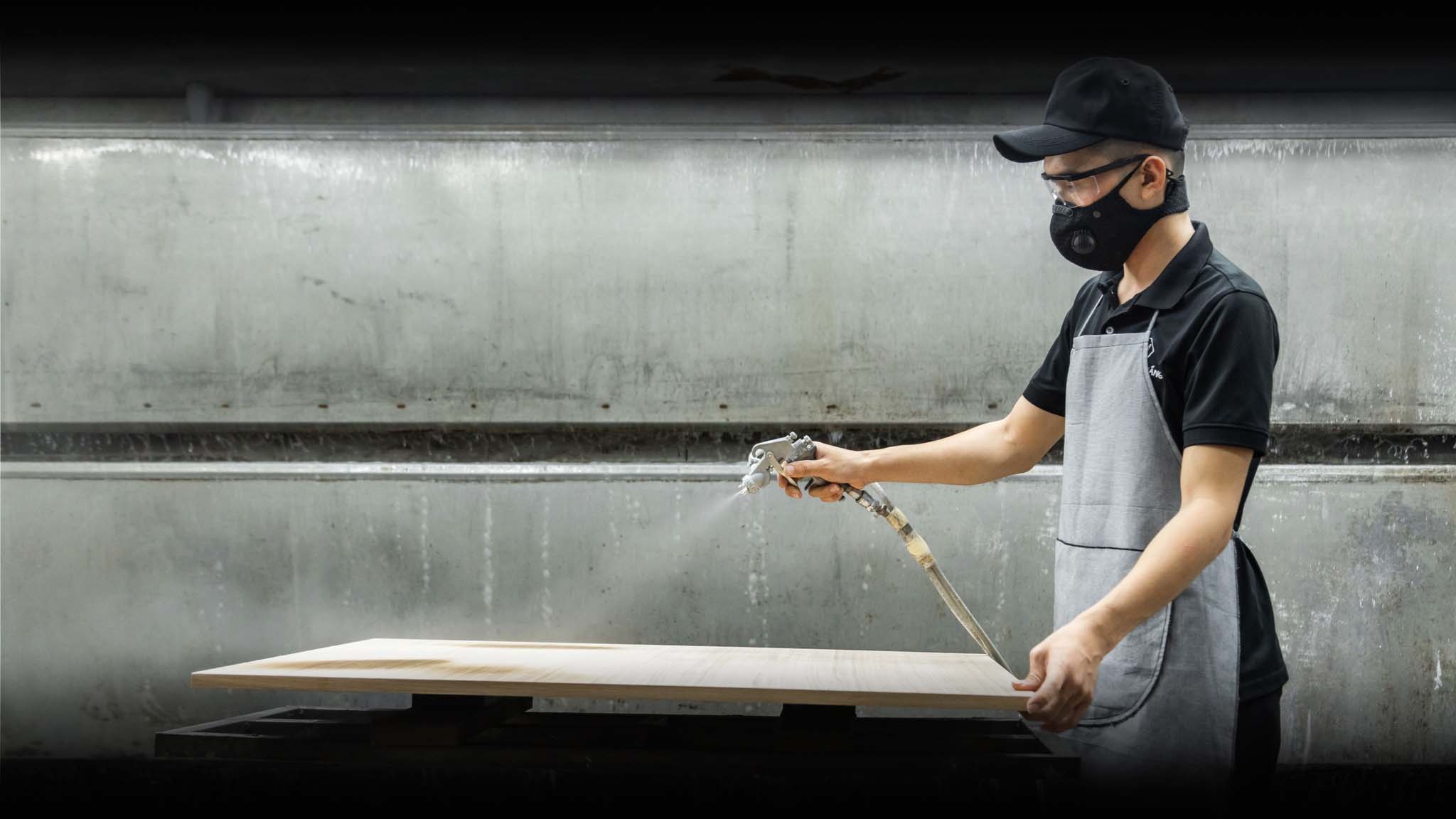 Công nhân sơn Painting Worker 3